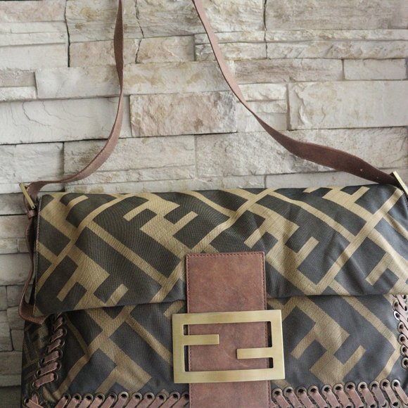 SOLD Fendi Tobacco Zucca Large Baguette Laced Bag - Picture 8 of 16